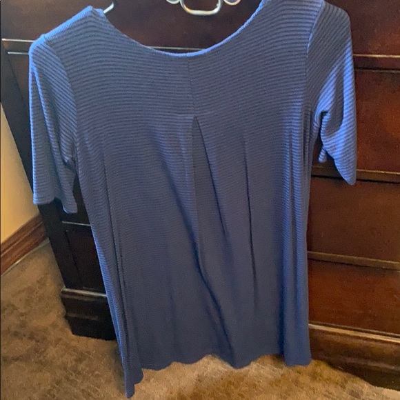 Worn once Simple dress from Buckle - Picture 4 of 5